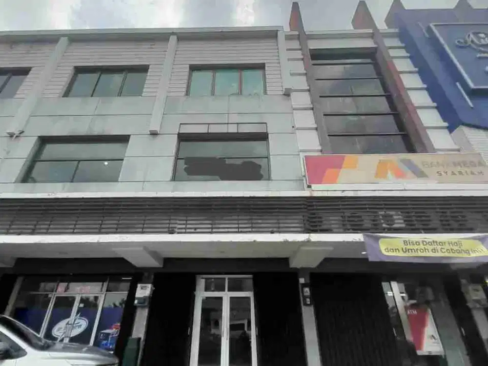 jual ruko 3 lantai tangcity hadap polres tangerang