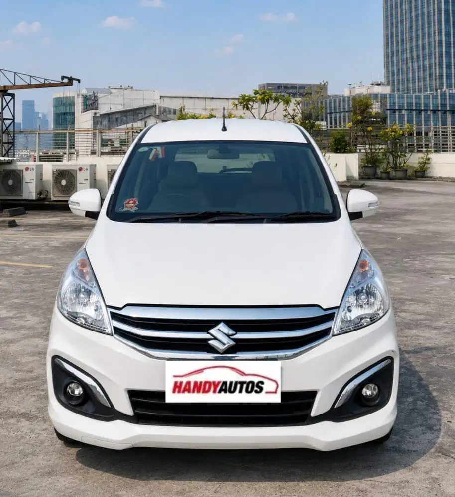 Suzuki Ertiga GX 2017 Automatic Putih Metalik