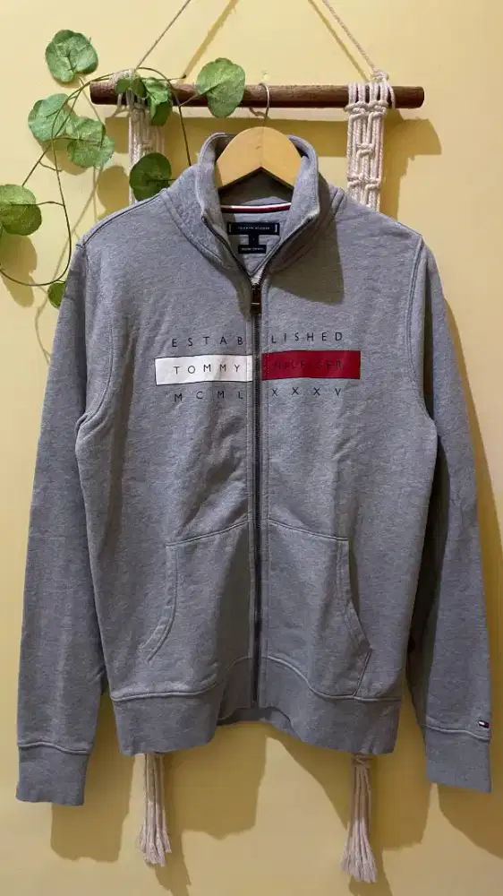 Jaket Tommy Hilfiger Second Original Size S fit M