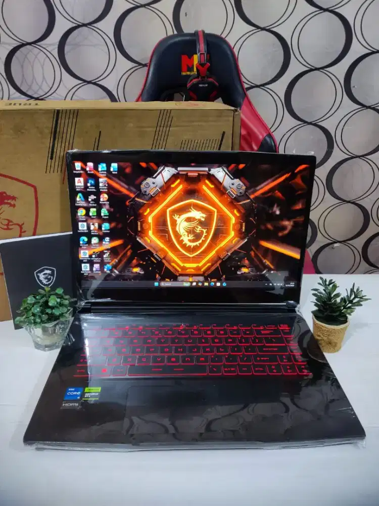[RTX] Laptop Gaming Desain Msi Thin Ram 8Gb/Ssd 512Gb FULSET Box!