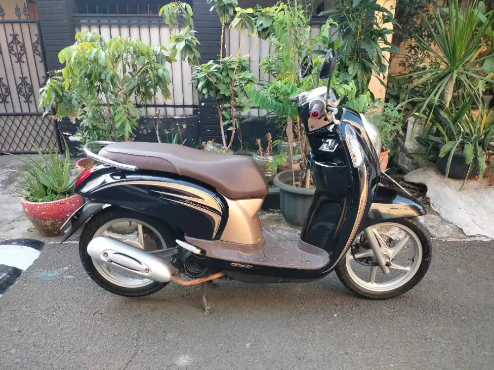 HONDA SCOOPY FI 2013 pajak panjang/B.dki