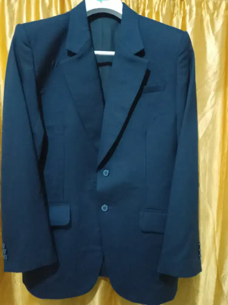 Jas formal pria size XL bahan berkualitas, jahitan rapi dan terawat