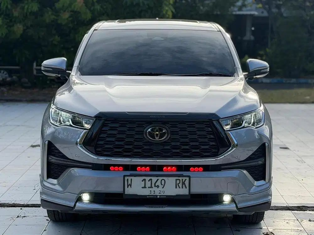 Innova zenix Q HV TSS RSE MODELISTA