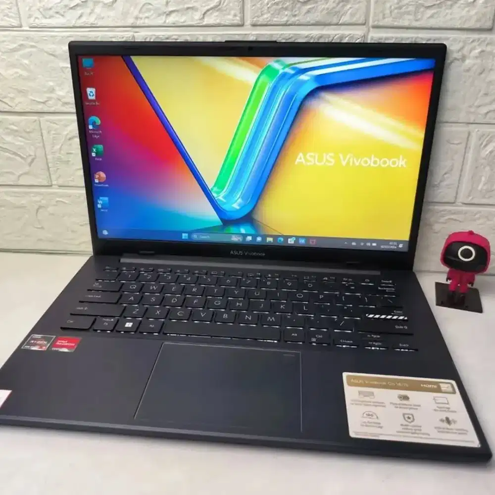 ASUS Vivobook Gaming Go 14- E1404FA Ryzen 3-7320U Ram 8GB fulsett