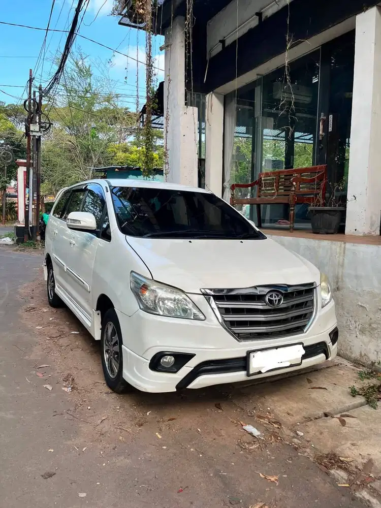 Toyota Kijang Innova G 2.0 AT