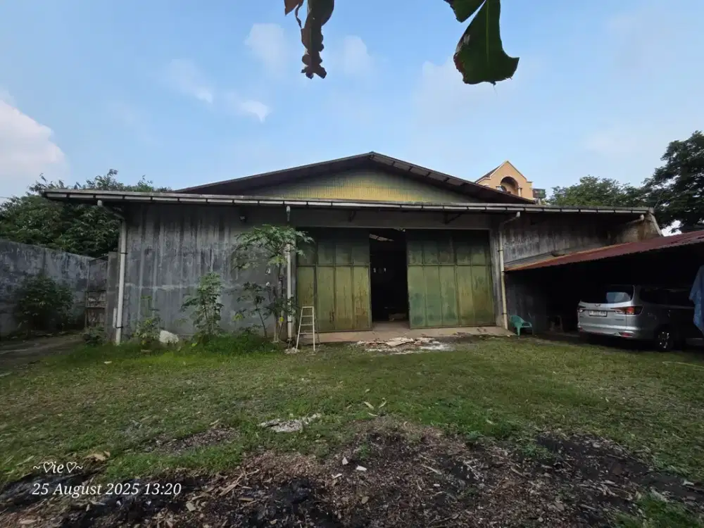 Jual Gudang Hitung Tanah Dekat Dengan Toll di Jl Jatibening Raya Bekasi Barat
