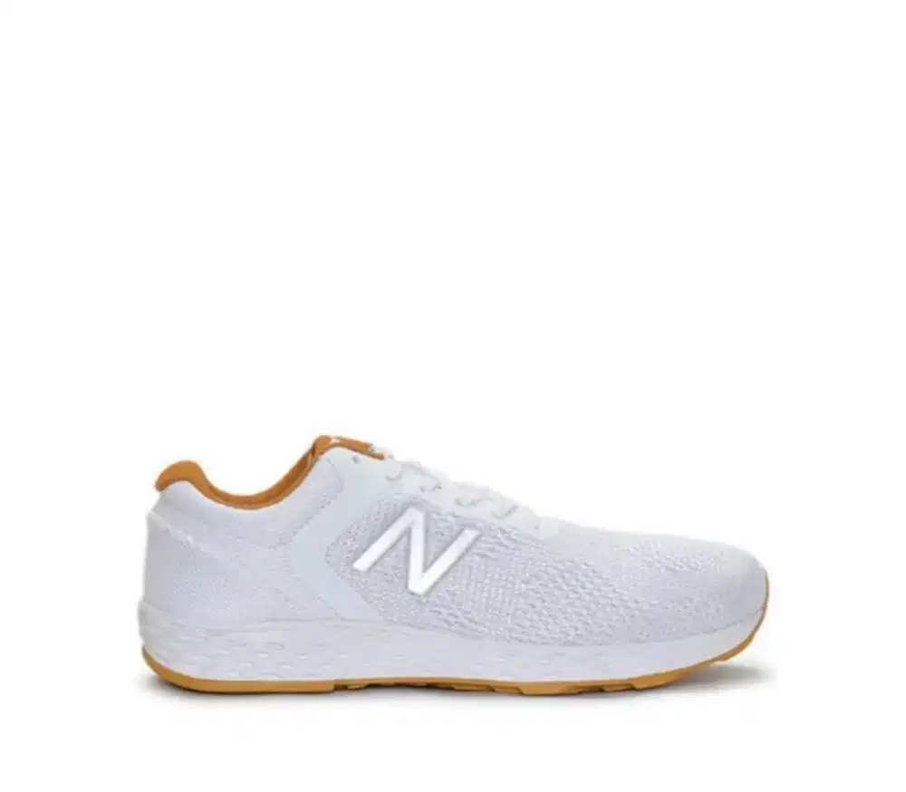Sepatu New Balance Fresh Foam Arishi V2 Men White Honey Comb