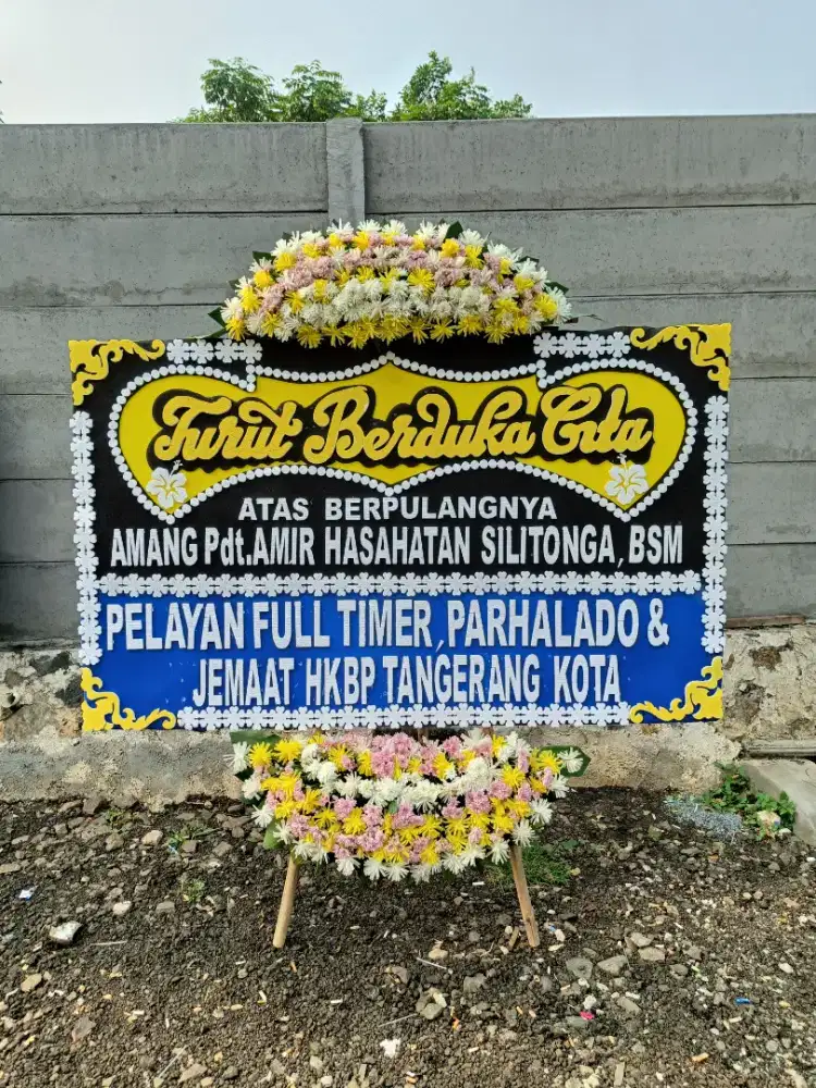 Karangan bunga papan