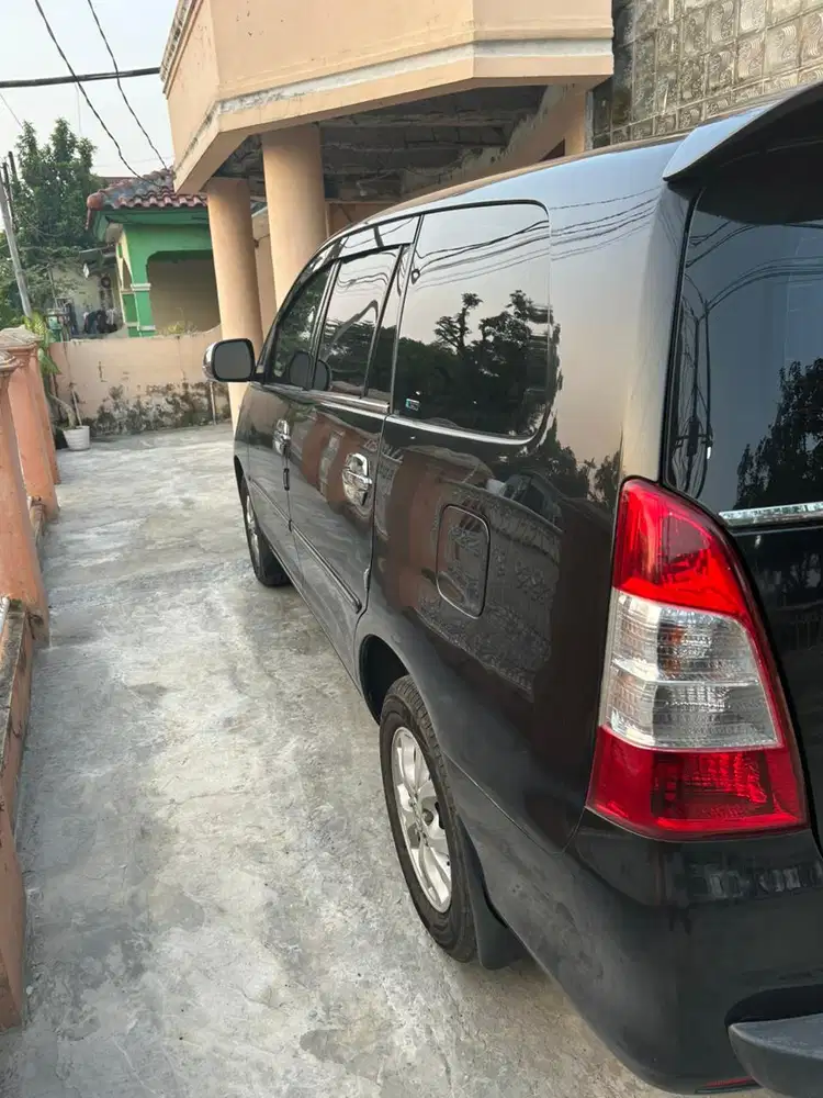 Toyota Kijang Innova 2007 Bensin