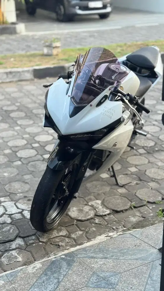 Yamaha R25 2014