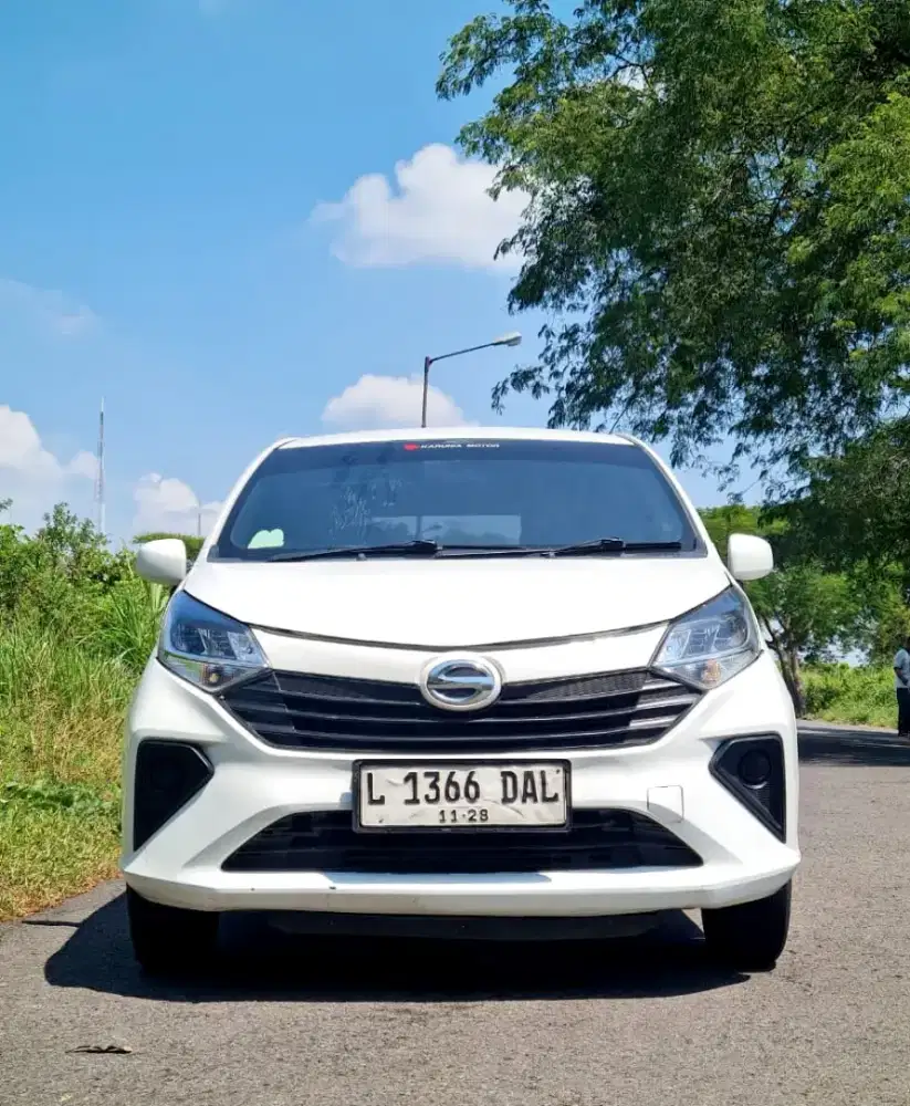 DP 9 JT New Sigra 1.0 M Manual 2023 Putih
