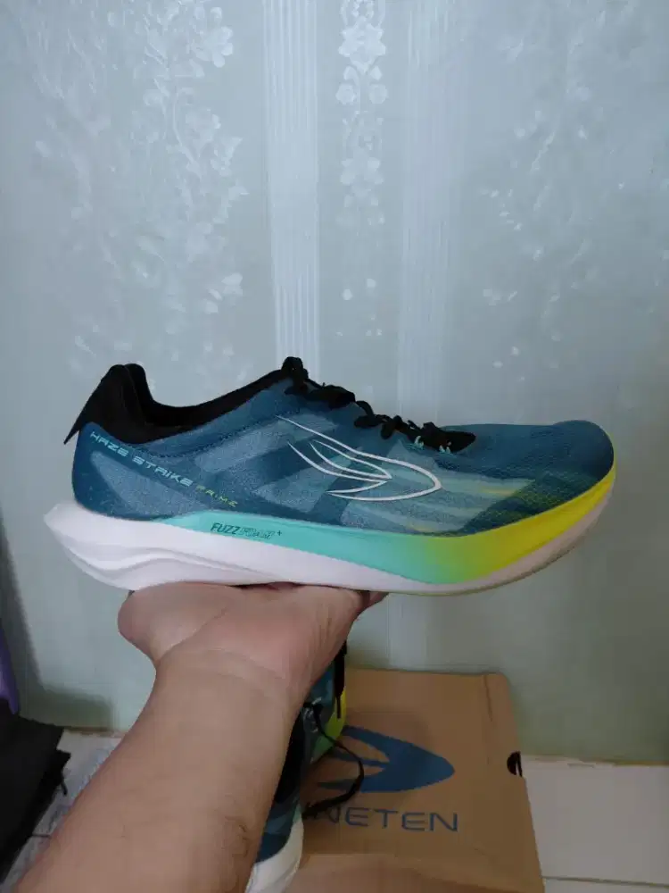Sepatu 910 haze strike prime 1.0 no 42 warna hijau teal/lime/mint