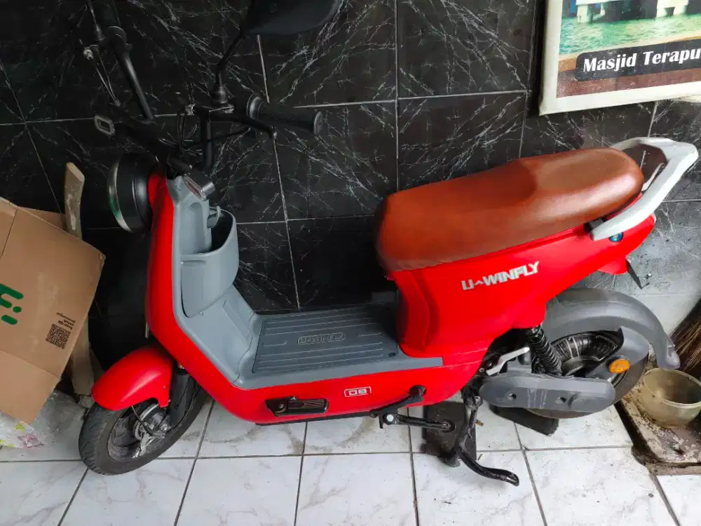 Sepeda listrik uwinfly DF8