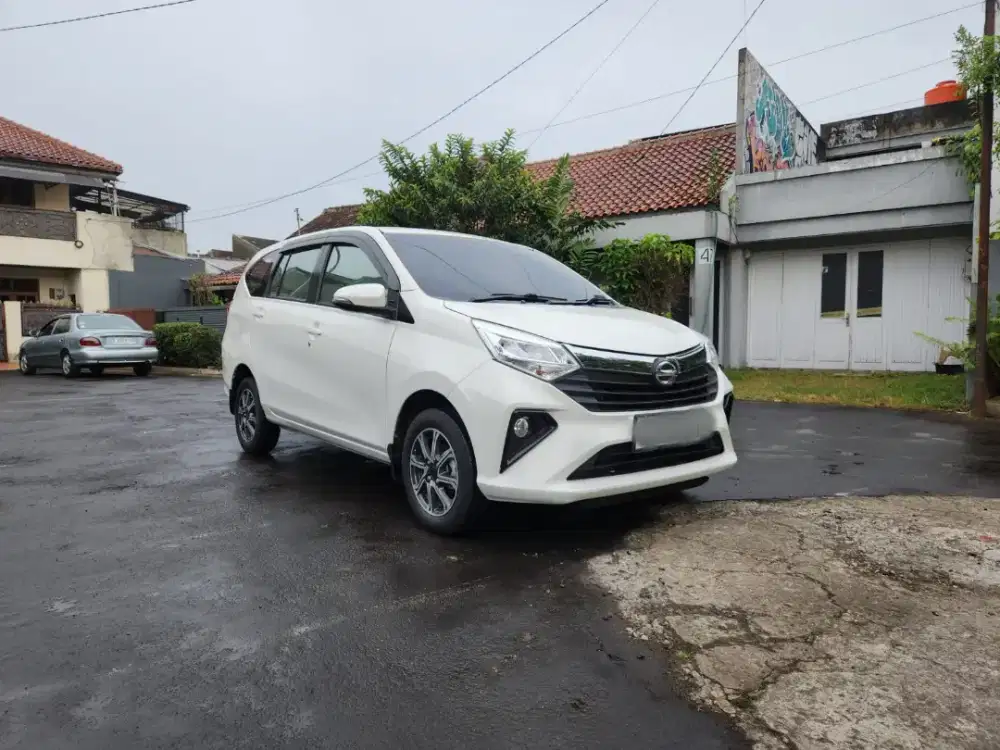 Daihatsu Sigra 1.2 R Manual Tahun 2020