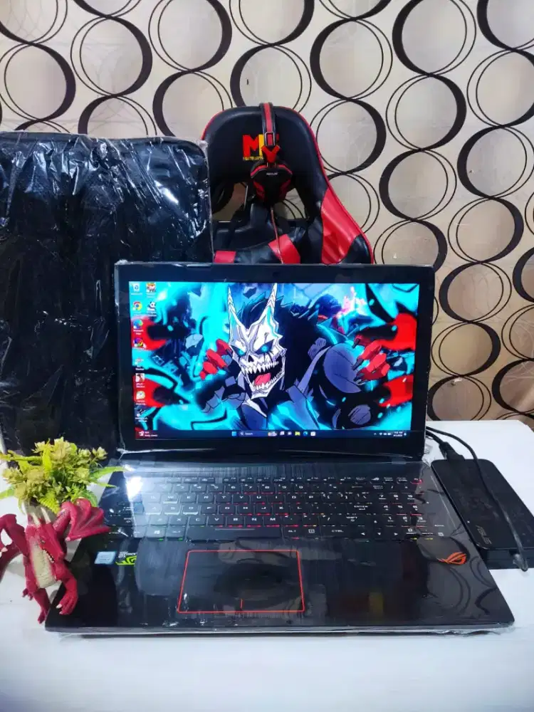 Laptop Gaming Desain ASUS ROGS Core i7 Ram 16Gb/Ssd 512Gb Vga NVIDIA !