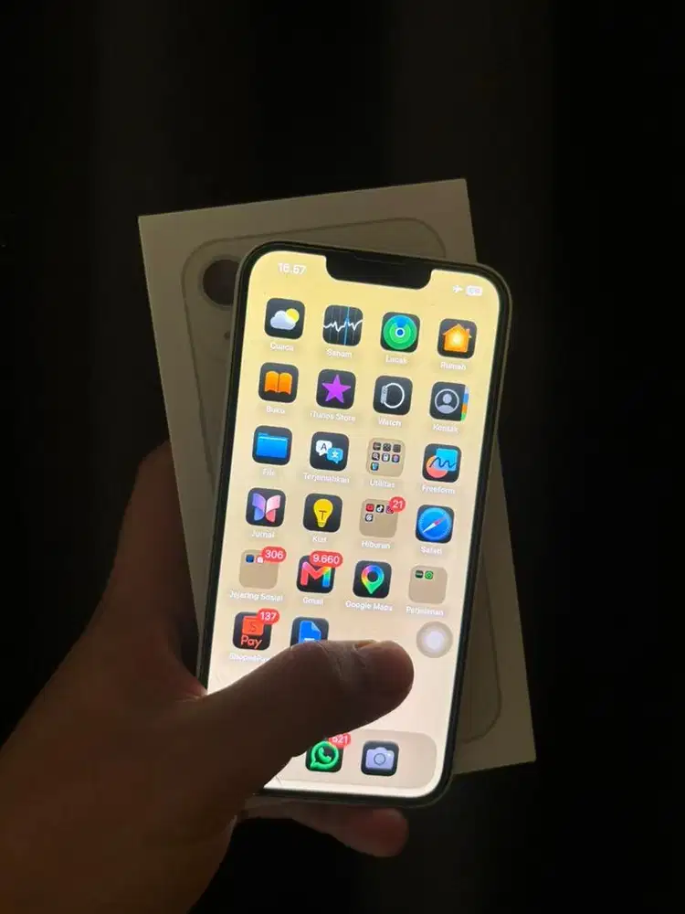 iPhone 13 128gb White Mulus Siap pakai