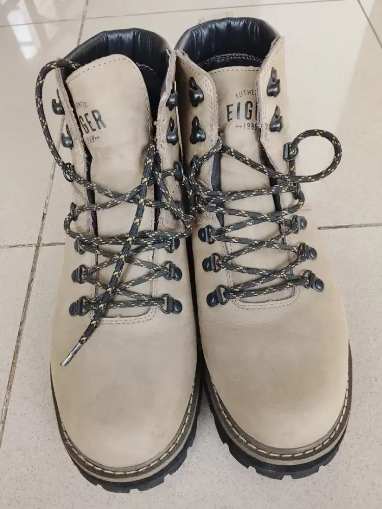 Jual sepatu eiger size 43