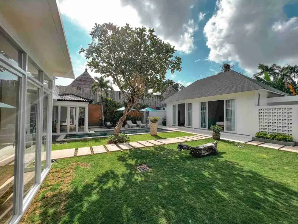 tropical villa seminyak