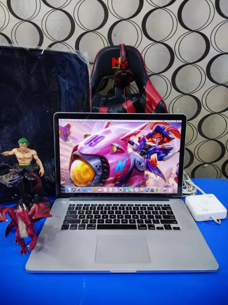 Macbook Pro Retina Intel Core i7 Ram 8Gb layar 15 4 inch ms Office ad