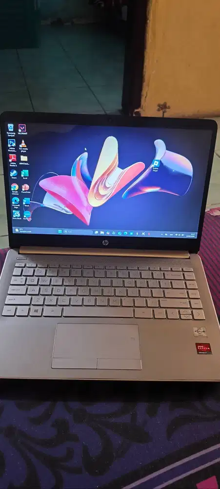 Laptop hp 14s-dk1004au