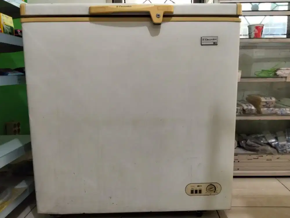 Freezer box electrolux
