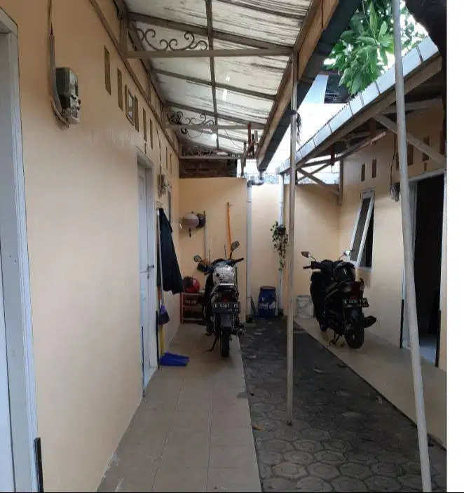 Kontrakan Belakang Walikota Jakarta Timur