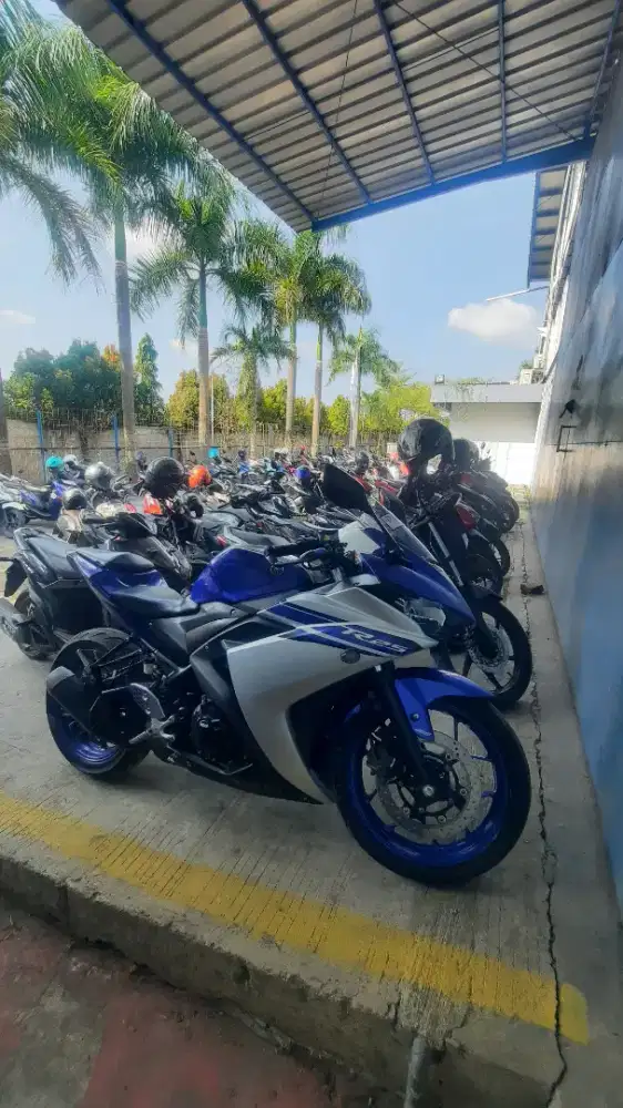 Yamaha R25 2017 abs plat jakarta selatan