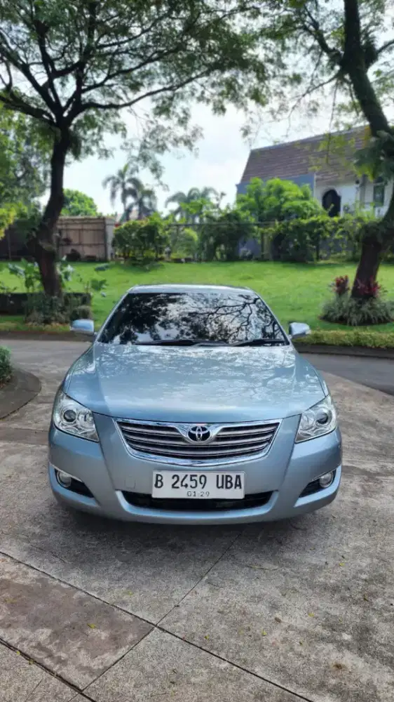 Camry V 2.4 automatic 2008 warna silver medium