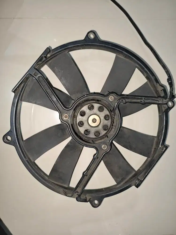 Kipas radiator mercy W202