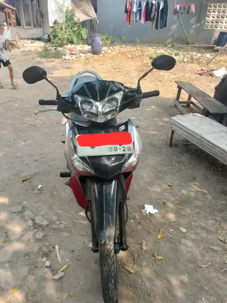 Supra X helm in (2013)