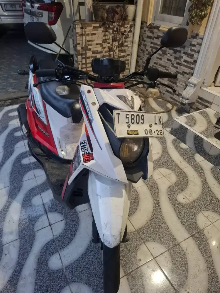 Yamaha X Ride plat T