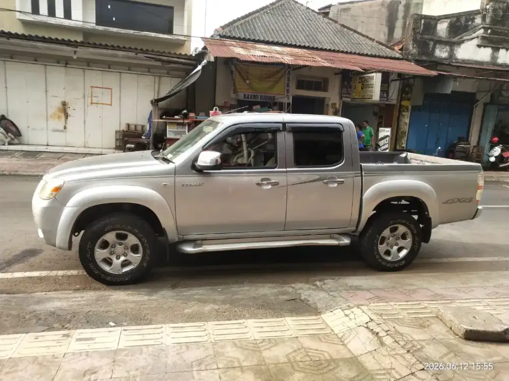 Mazda bt50 dobel kabin high 4x4