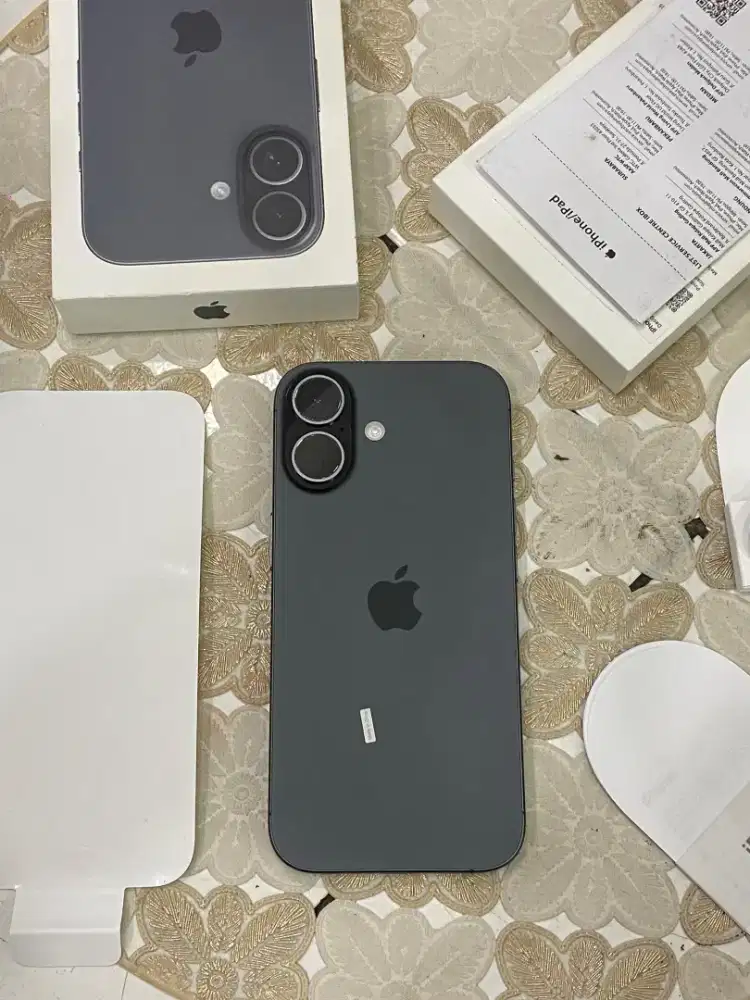 Iphone 17 256gb black resmi ibox fullset like new