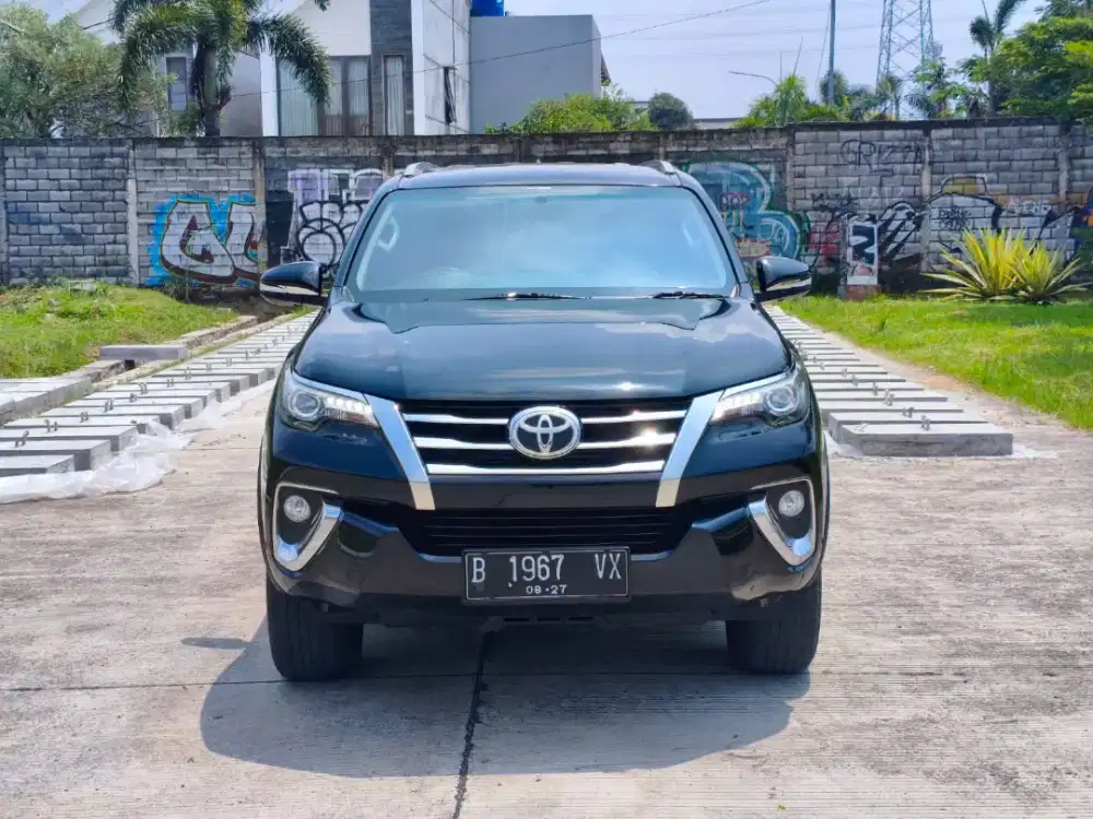 DP 8 JT FORTUNER VRZ Diesel AT 2017