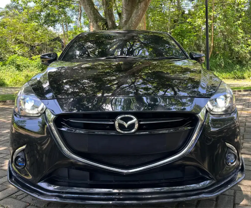 DP 1Jt‼️MAZDA2 R AT FULL VAR LOW KM 2019