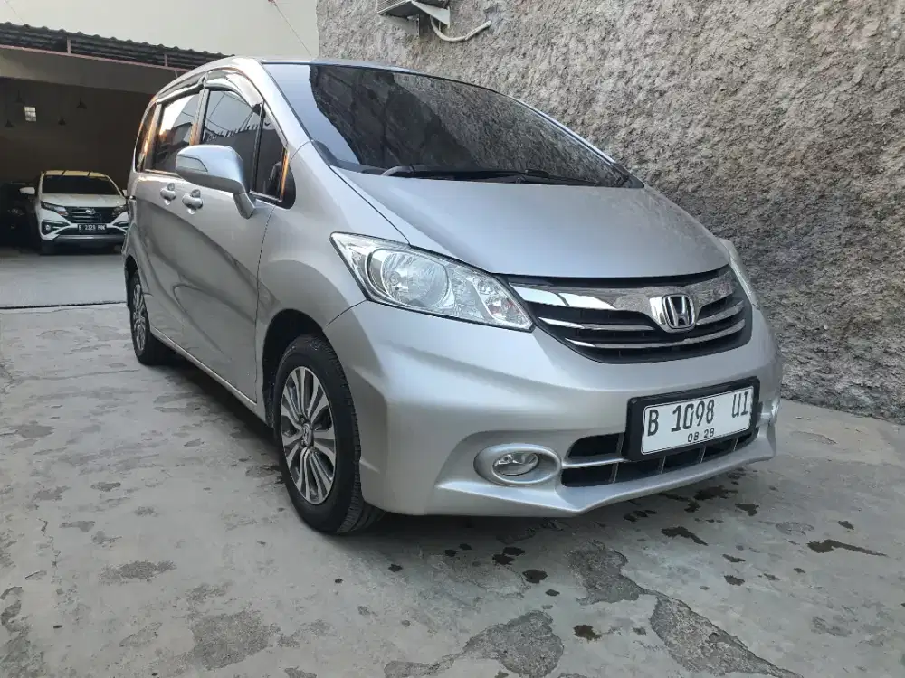Honda Freed Psd 1.5 Matic Th 2013 Ac Single