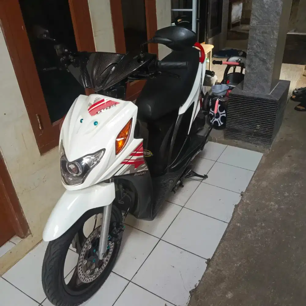 Suzuki nex karbu 2012