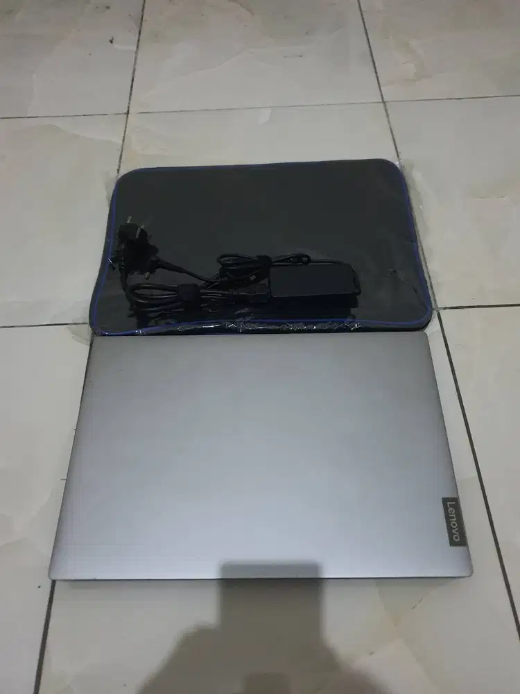 LAPTOP LENOVO IDEAPAD L340 RAM 8 GB 512 GB RYZEN 3