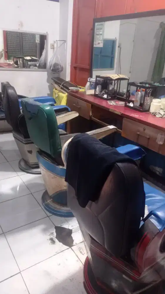 peralatan perlengkapan pangkas