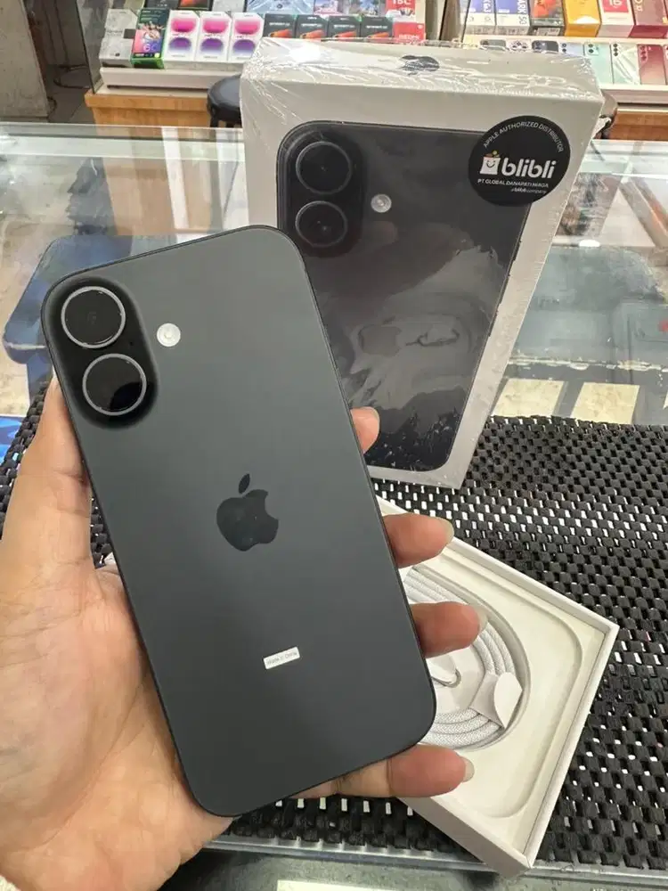 Iphone 17 256GB Black Garansi Resmi Like New