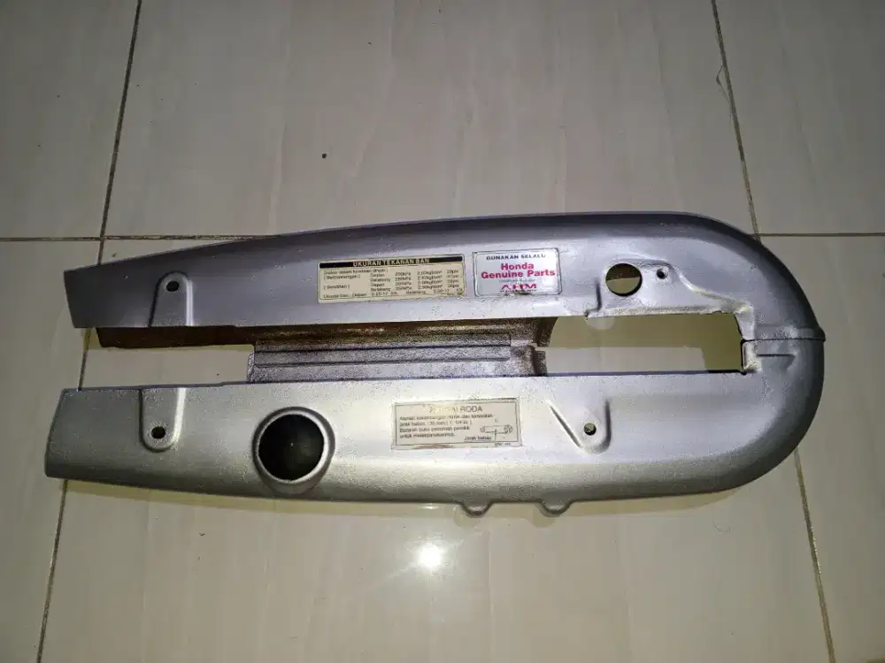 tutup rantai Honda Kirana orisinil