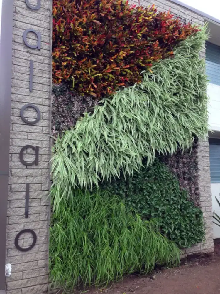 taman vertikal garden