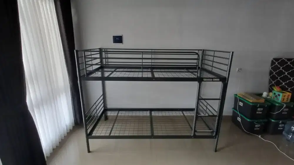 IKEA Bunk Bed (SVARTA)