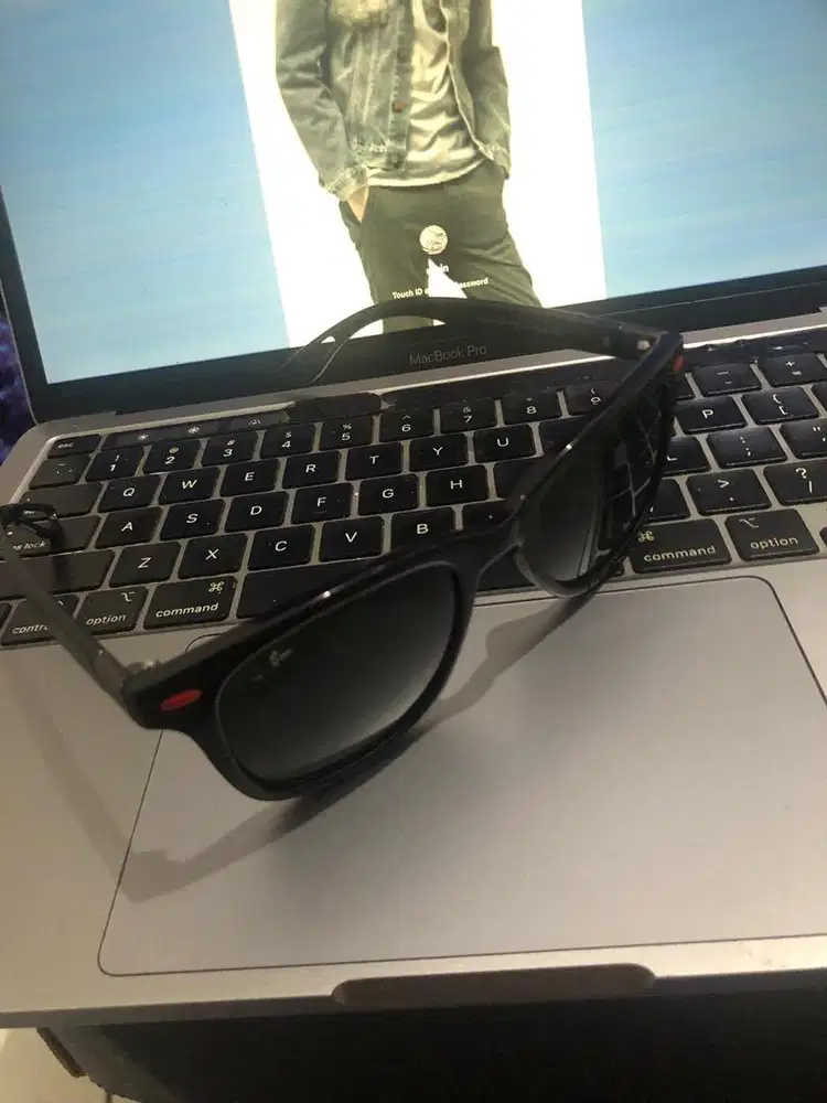 Rayban ferrari 4195
