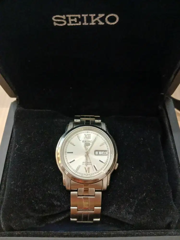 Seiko 5 kinetik