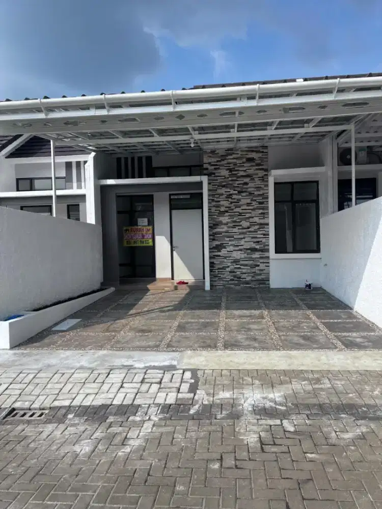 Disewakan rmh baru 1lt di BCC akses toll 0KM dan statsiun 10mnt