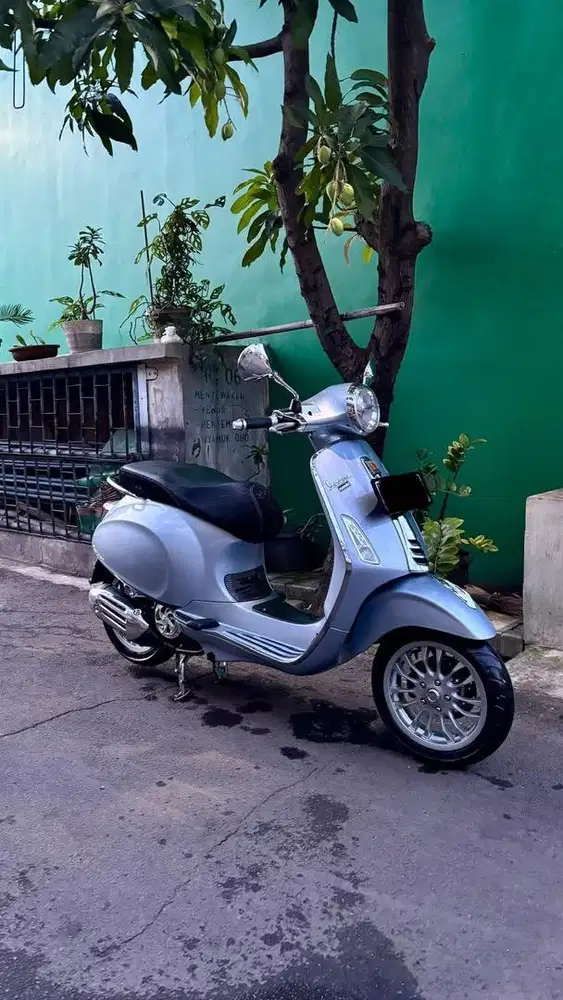 vespa primavera 2023
