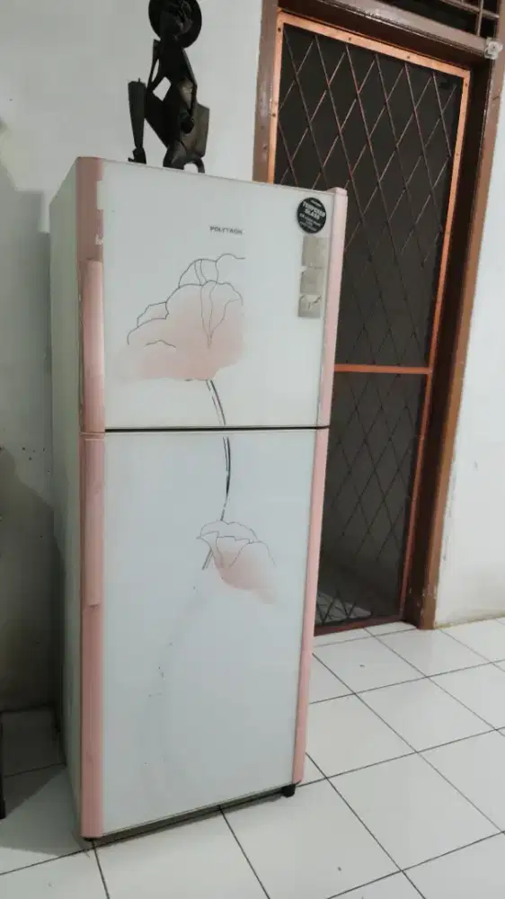 Kulkas Polytron 2 Pintu Model Kaca