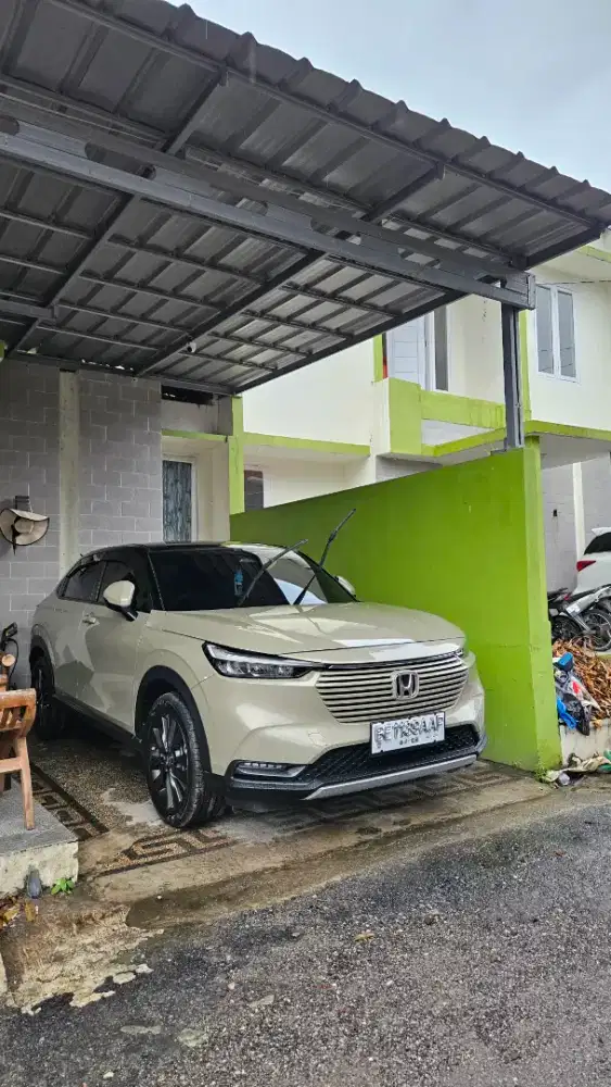 2023 honda hrv SE