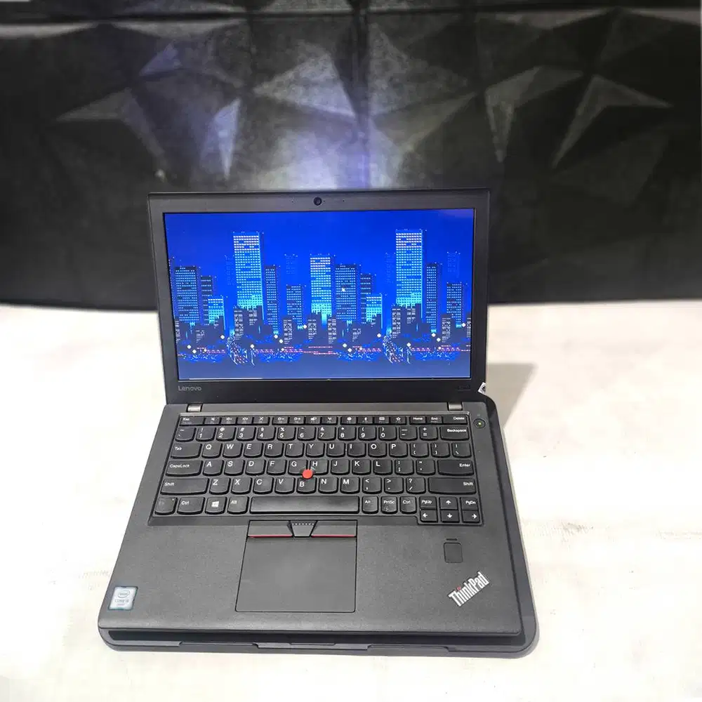 Laptop Lenovo Thinkpad X270 Intel i5 Ram 8GB SSD 256GB Siap Pakai